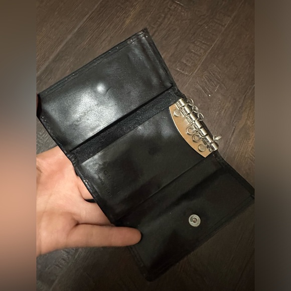 Authentic Gucci Black GG logo Keychain - Picture 3 of 4